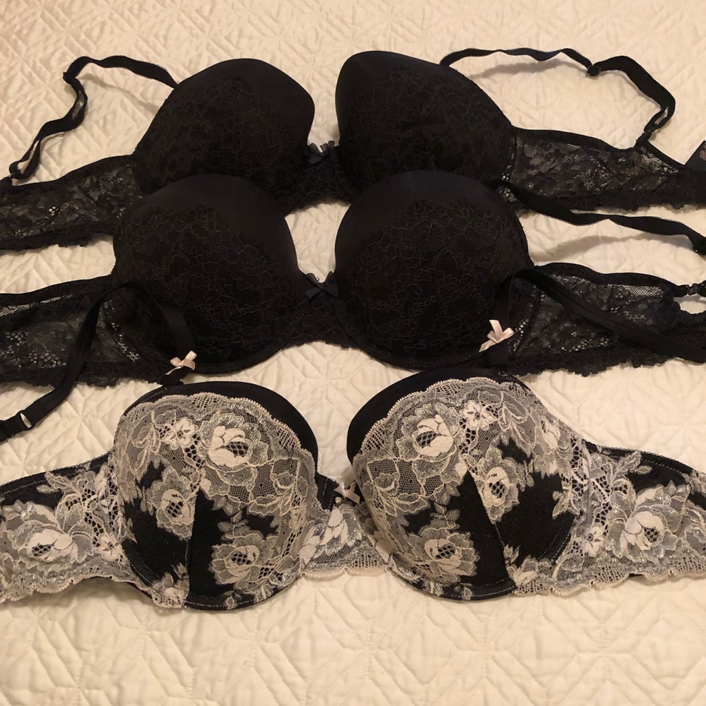 Victoria’s Secret 36D Dream Angels Balconnet Set of 3 like new black bras 🖤🤍🖤